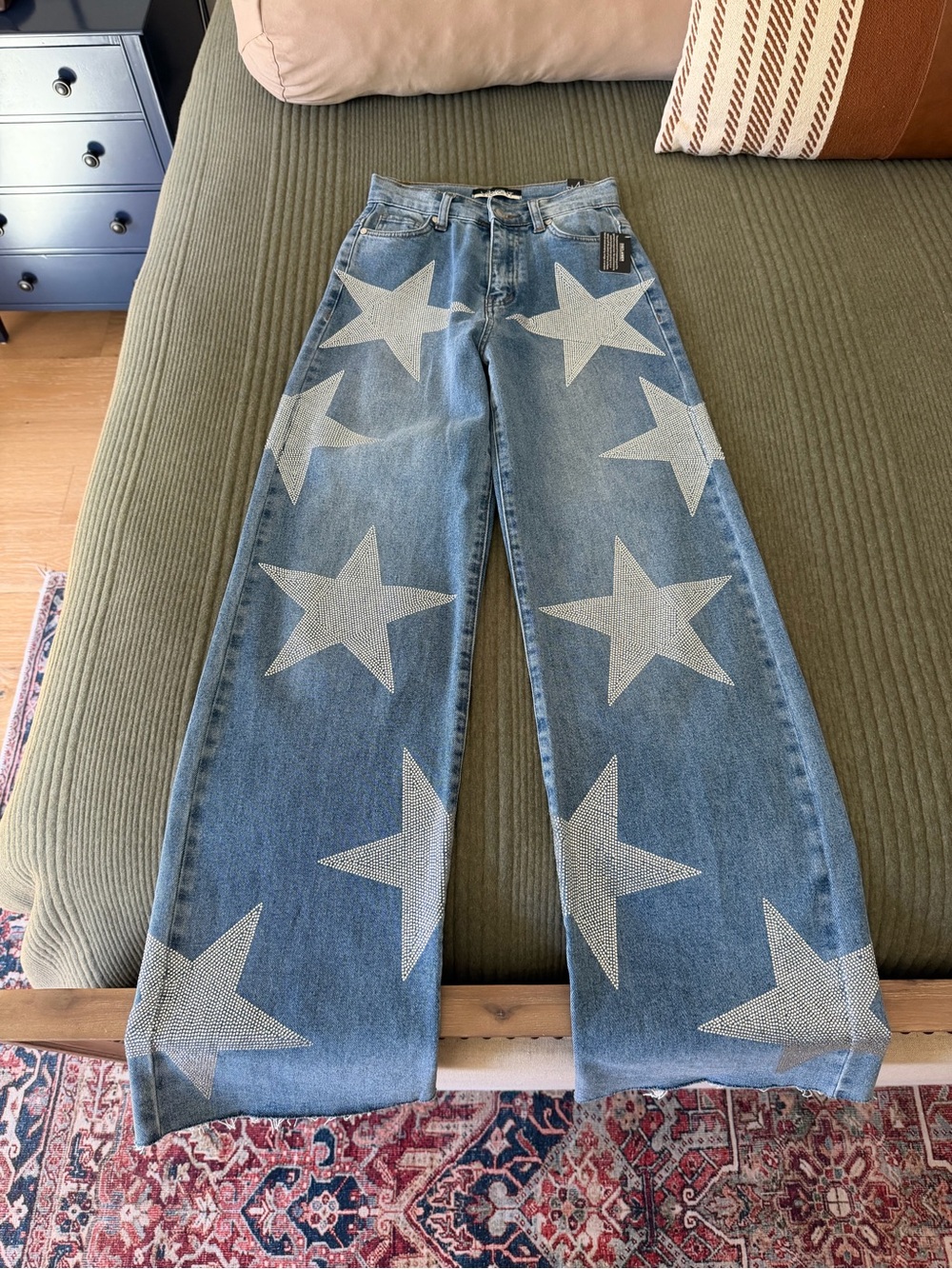 Vibrant Denim Women’s Rhinestone Star High Rise Wide Leg Jeans